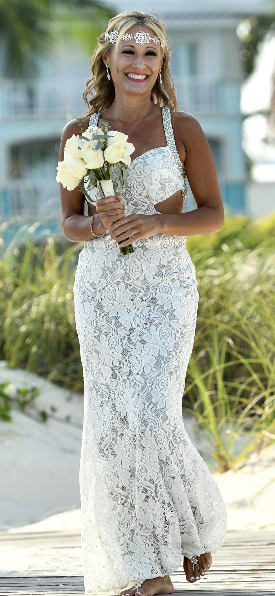 Women’s Size 4 Wedding Dress!