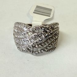 10K White Gold & Diamonds Woven Cocktail Ring