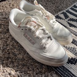 Woman’s Reebok Shoes 