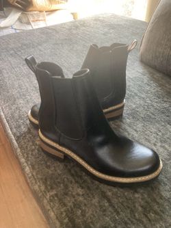 Boots! 🥾
