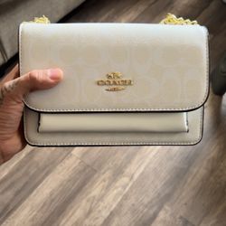 Klare Coach Crossbody Bag 