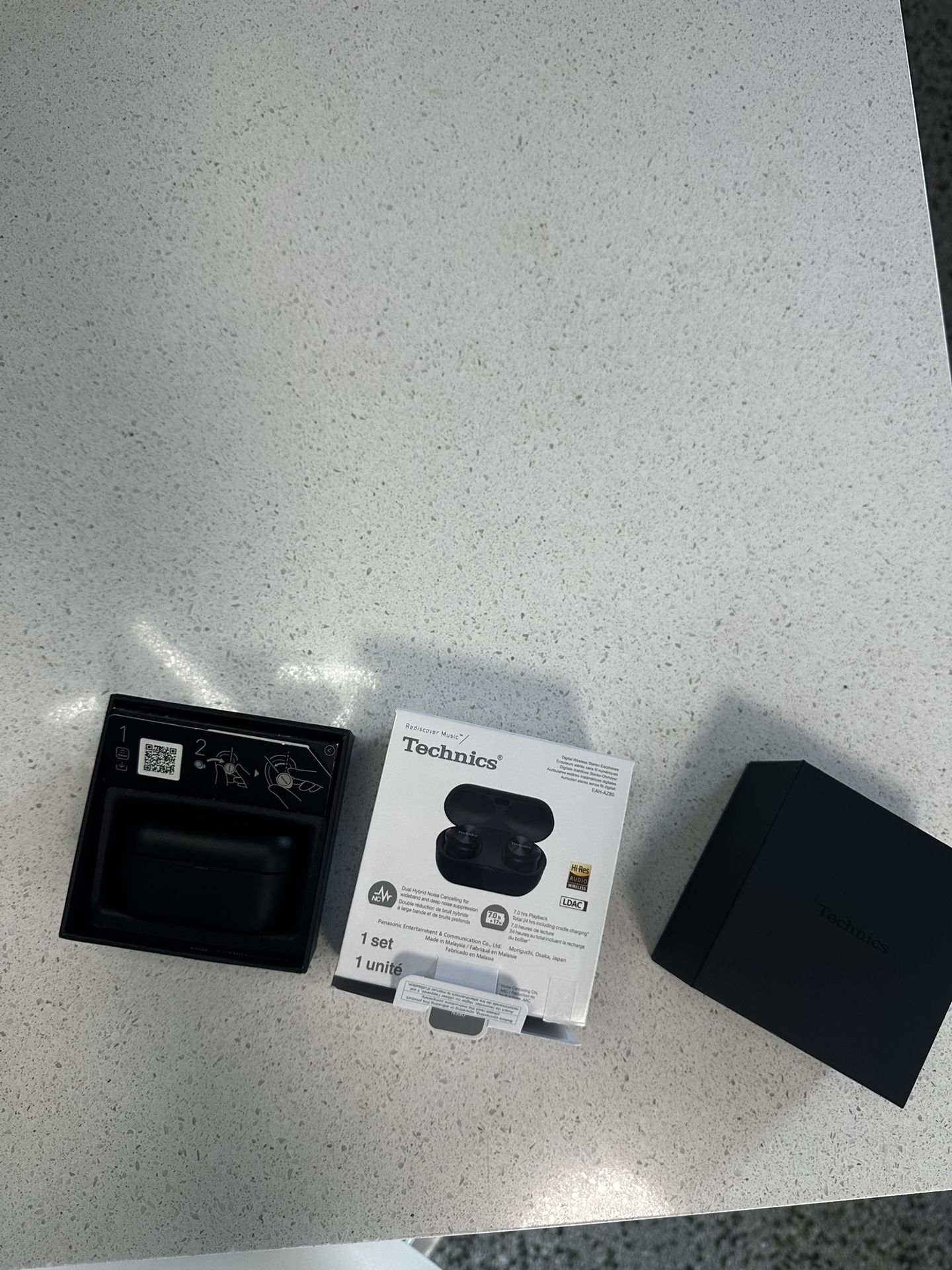 Premium Hi-Fi True Wireless Earbuds with Noise Cancelling Technics EAH-AZ80