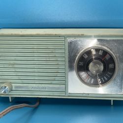 VTG REALTONE Vintage All TRANSISTOR AM Radio Model 3109-2 