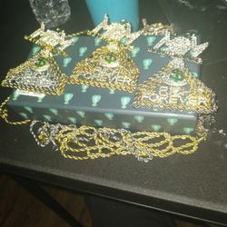 Any Piece ..$225.00 "Mottvated•By•Money"$/RICH FOREVER"..CUSTOMIZED PENDENTS..Wrapped With Gold Switzerland STAINLESS STEEL Ropes .(((FREE))) Chain ..