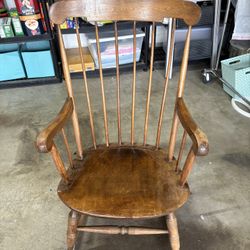 Rocking Chair 