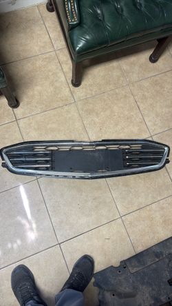 Chevy Cruz lower grill 2016 2018
