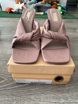 Billini Onika Heeled Sandals Size: 10W