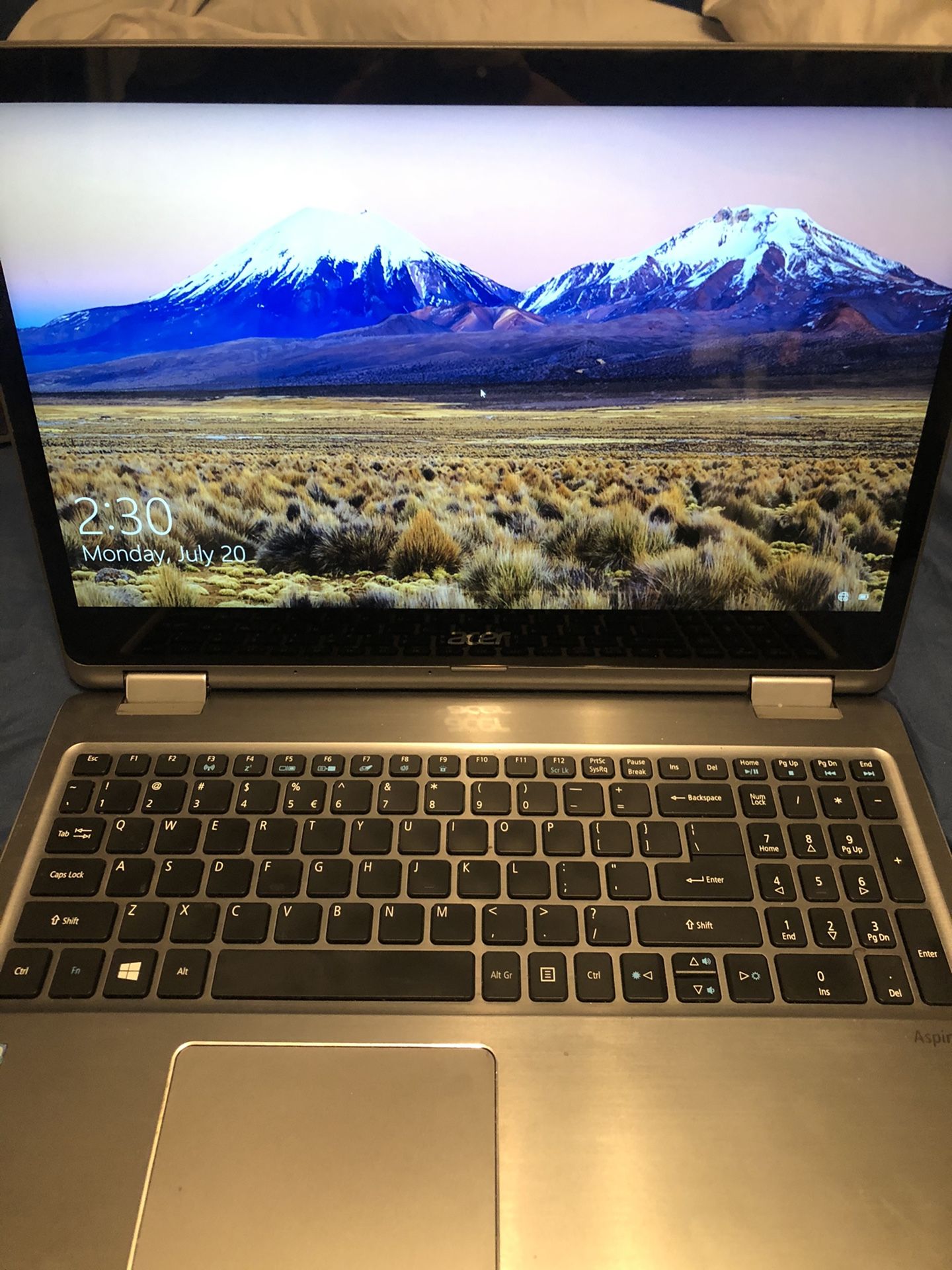 Acer Laptop I5 15.6 Aspire R