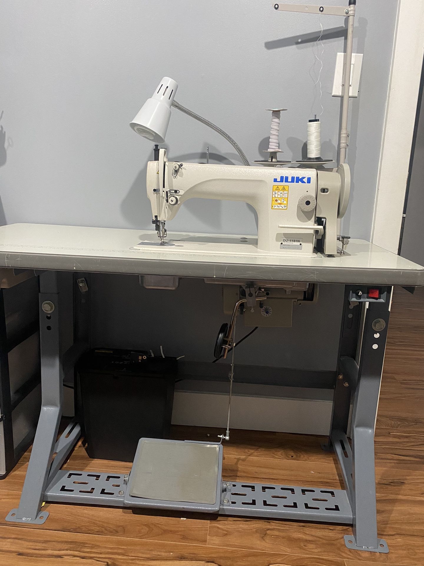 Industrial Sewing Machine Juki DU1181N for Sale in Spotswood, NJ OfferUp