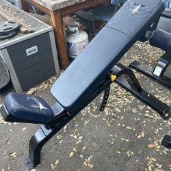 Weights Bench 
