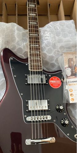 Squire Baritone paranormal Jazzmaster