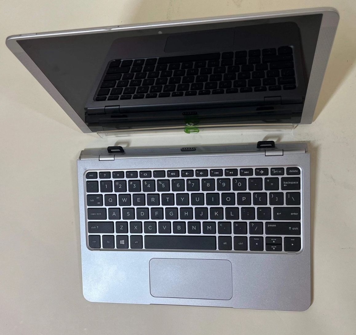 HP x2 Detachable PC Notebook 10-P010NR x5-Z8350 2GB RAM 32GB - Parts Only
