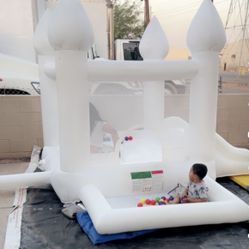 White Toddler Castle Bounce House With Slide For Sale 
