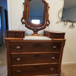 Antique Victorian 5 Drawer Dresser With Mirror Walnut 