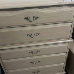 Dresser Set