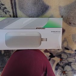 Brand New Never Been Used Bose SoundLink Flex Portable Speaker Retail Value  $159