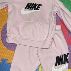 Pink Nike Fit 