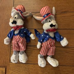 2 Bugs Bunny Stars And Strips Bean Bags