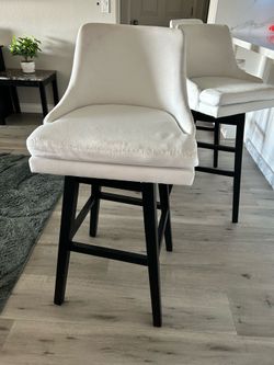 Set of 3 Swivel Chair Bar Stools.