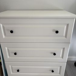3 Drawer Dresser 