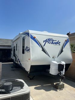 2013 attitude 26fs