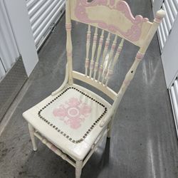 Shabby Chic Antique Vanity Chair With Leather Inlay Pink and White