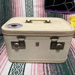 Vintage Train Case