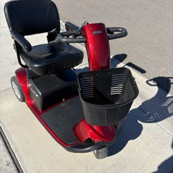 Pride Victory 10 Wheel Mobility Scooter 3 Wheel NEW BATTERIES