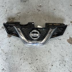 OEM 2014-2016 Nissan Rogue Grille with Emblem Without Camera Cutout 62310-4BA0A