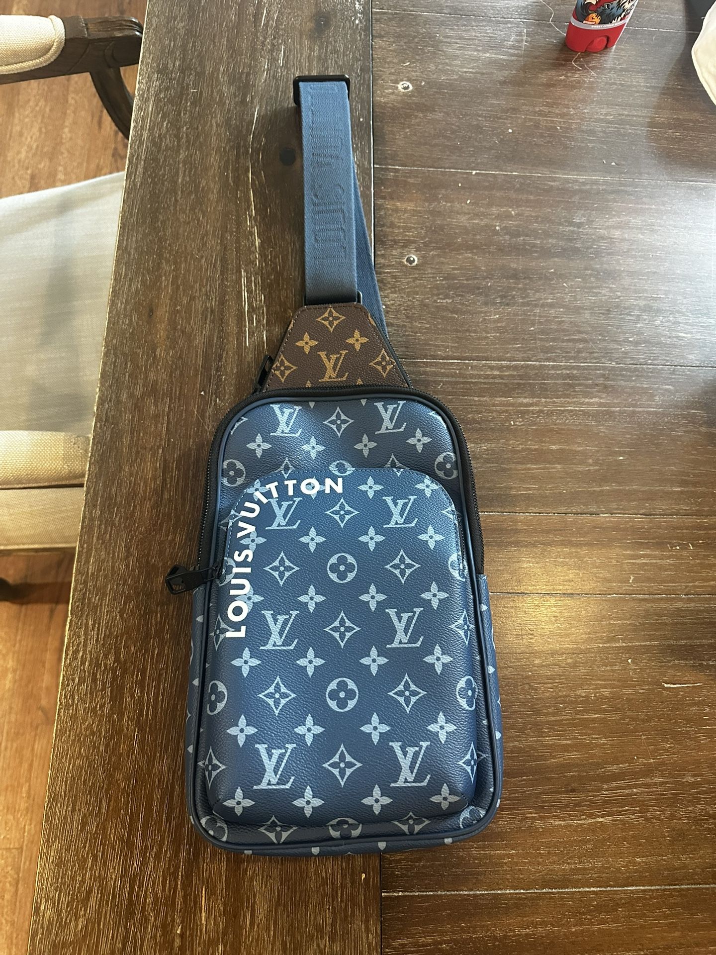 Louis Vuitton Monogram Avenue Sling Bag