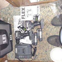 Flex2 Tool Combo Kit Hammer Drill and Drill Driver 2 2.5 AH BATTERIES  AND CHARGER