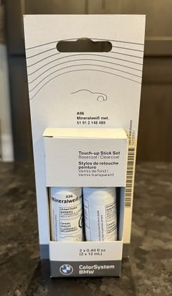 BMW Touch-up Paint - Mineral White Metallic