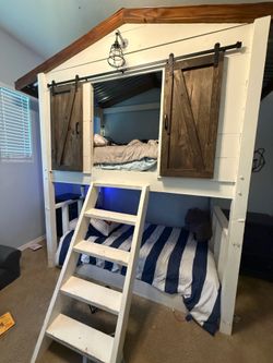 Bunk bed/fort