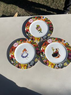 Collectable Disney Plates