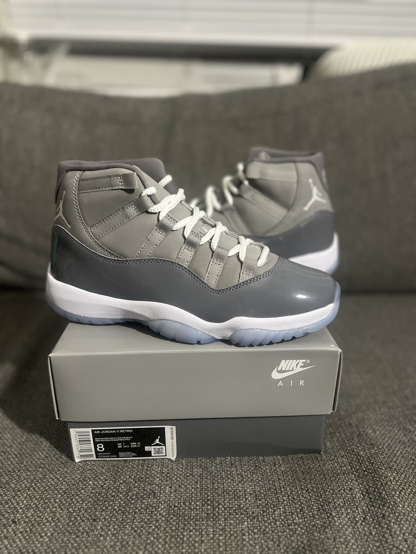 Cool Grey 11s Size: 8