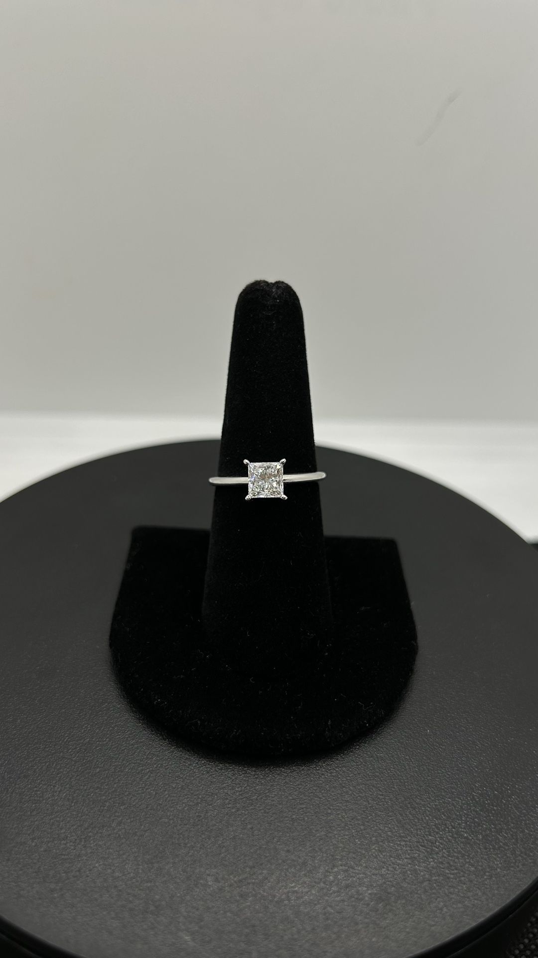 14KW 1CT Solitaire Engagement Rings