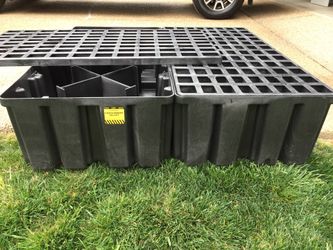 4 Drum Secondary Containment Pallet