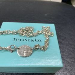 Tiffany & CO. Necklace 