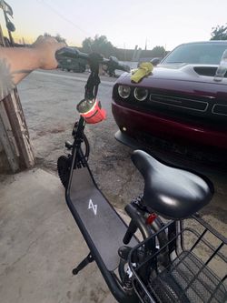 Phantom GOGO scooter