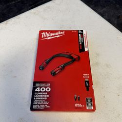 📌Milwaukee 400 Lumens LED REDLITHIUM Rechargeable Neck Light)👉PRECIO FIRME NO MENOS 👉$80