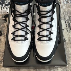 Air Jordan 9 Retro (Like New)