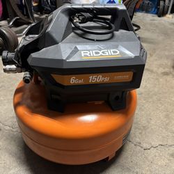 RIDGID    6 Gallon    150  PSI    Air Compressor