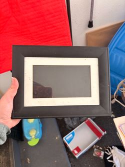Digital photo frame