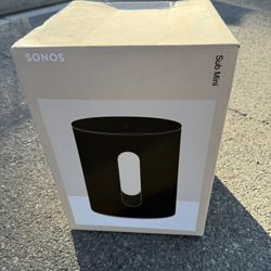 Sonos Sub Mini Wireless Speaker Brand New Sealed