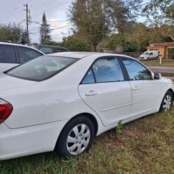2005 Toyota Camry