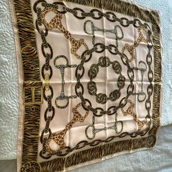 Gucci Ledge Scarf