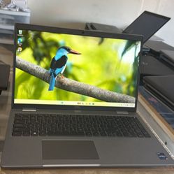 Dell Precision 3570 16GB RAM 256GB SSD core i5 12th Gen Windows 11 Pro 