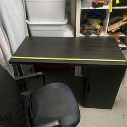 Desk And Chair 