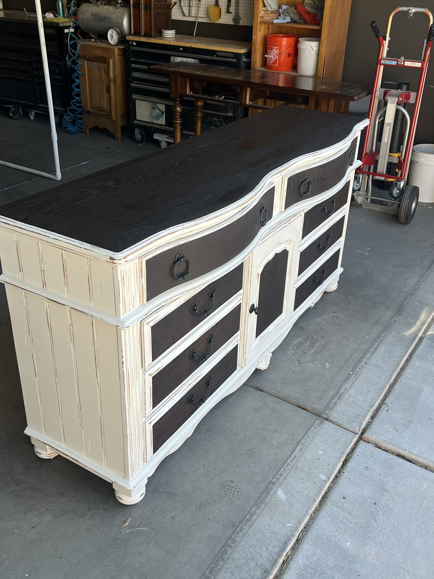 WHITE OAK RUSTIC FARMHOUSE LARGE 11 DRAWER DRESSER, CONSOLE, CREDENZA OR BUFFET