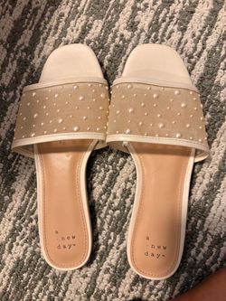 Pearl Mesh Slide Sandals- Size 6